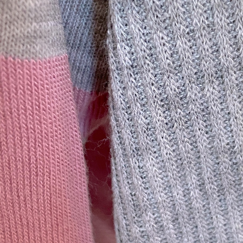 SALE ODDI Heather Gray Pink Stripe Twist Back Top - Picture 12 of 12